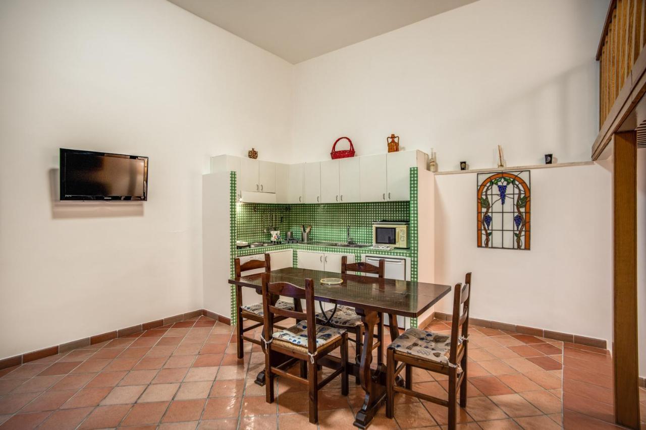 Le Case Di Andrea - Nel Cuore Di Trastevere Rom Exteriör bild