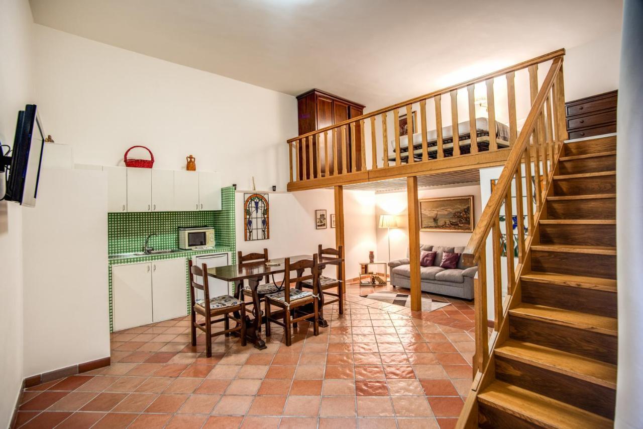 Le Case Di Andrea - Nel Cuore Di Trastevere Rom Exteriör bild